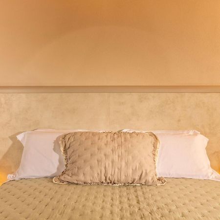 Palazzo Falcinelli Luxury Room In Montepulciano Center With Air Conditioning And Elevator Bagian luar foto