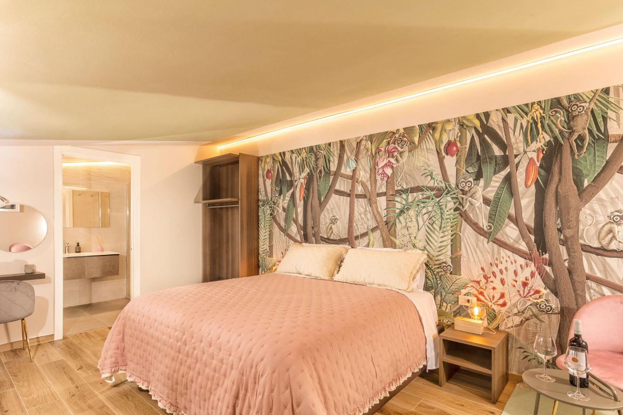Palazzo Falcinelli Luxury Room In Montepulciano Center With Air Conditioning And Elevator Bagian luar foto